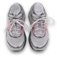Brooks Women's Ariel "18 trainer shoes