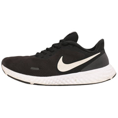 Nike Revolution 5