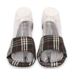 Nature Breeze Checked Low Heel Sandals