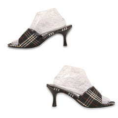 Nature Breeze Checked Low Heel Sandals