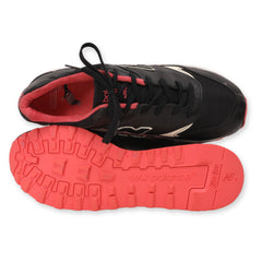 New Balance Black Pigeon 577