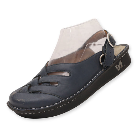 Alegria Buckle Strap Saandals