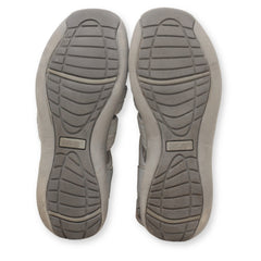 KHOMBU Women's Closed Toe Sandals