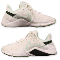 Nike Legend Essential 2