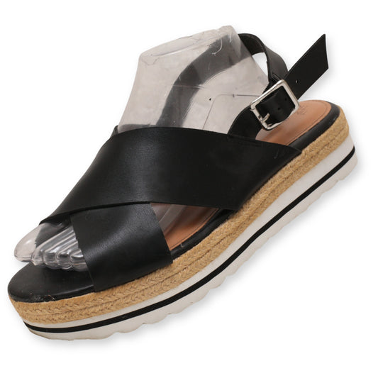 Time & Tru Women Sandal