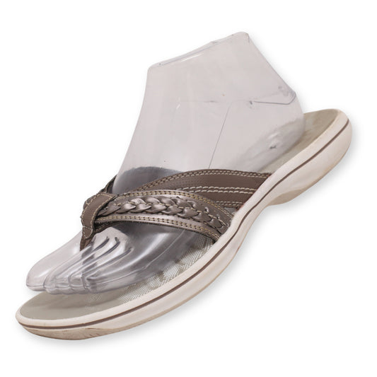 Clarks Women's Braid Strap Slippers