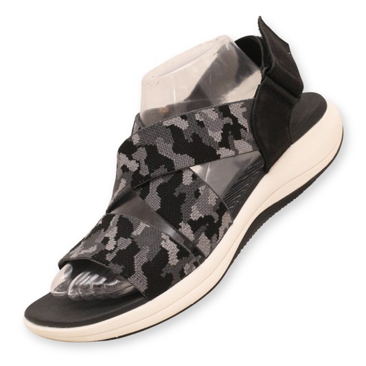 Clarks Cloudsteppers Mira Lily Sandals