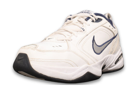 Nike Air Monarch IV
