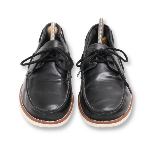 Boat Shoe "Unlisted by Kenneth Cole"