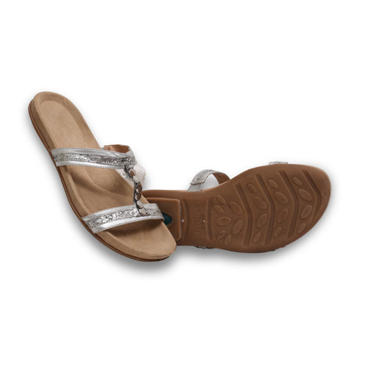 "Cheeks" Women's Flats