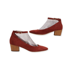 "Indigo RD" Pumps Low Heels