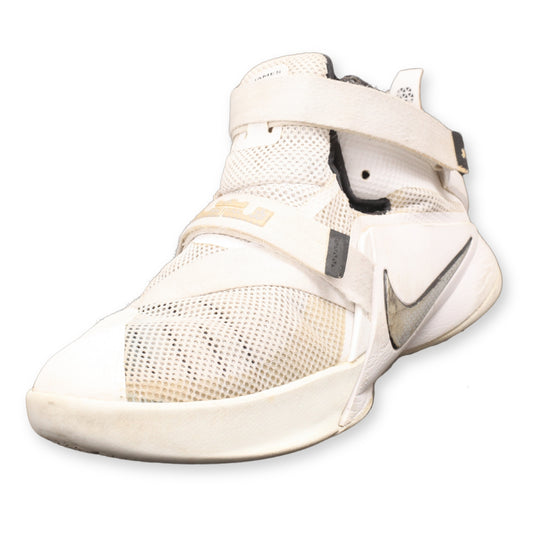 Nike LeBron Soldier 9 GS