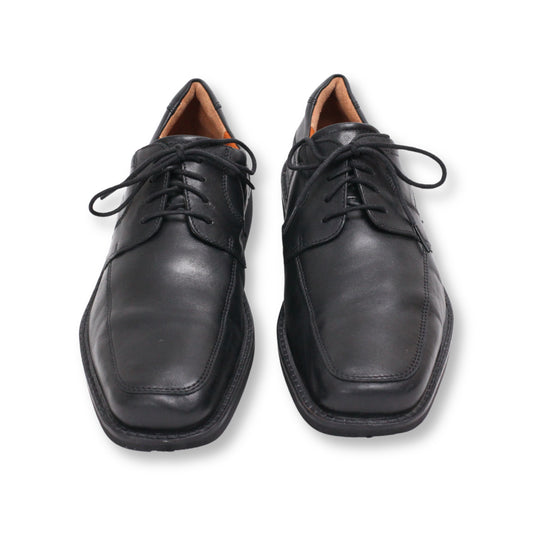 "Ecco" Seattle oxford