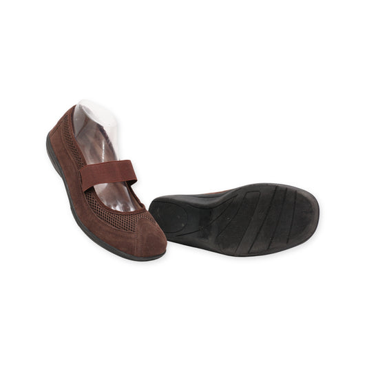 Comfortable Slip On Strap Shoes