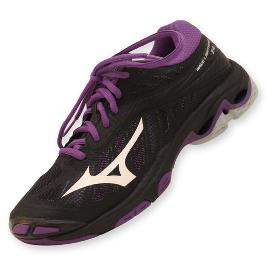 Mizuno Wave Lightning Z4