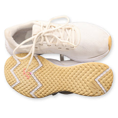 Nike Revolution Running