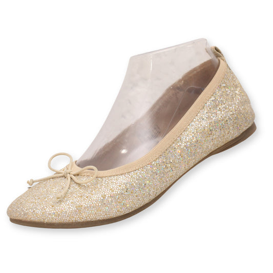 Kenneth Cole Reaction Stylish Pumps