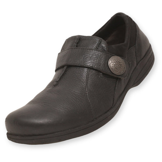 Abeo Smart Women Slip-On Loafer
