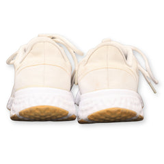 Nike Revolution Running