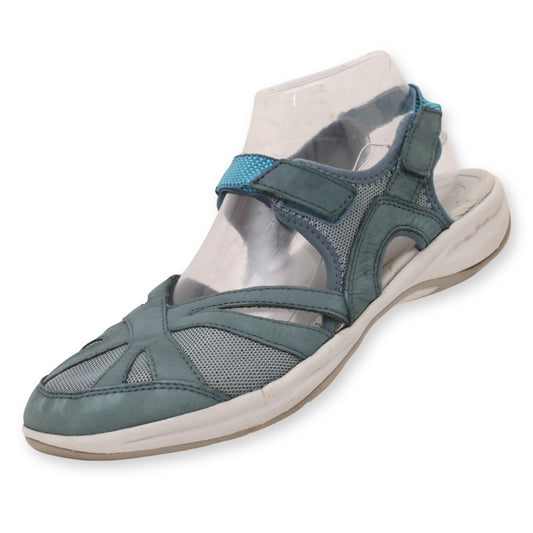 Easy Spirit Closed Toe Sandals