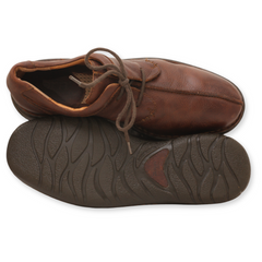 BORN Lace-up Men's Casual Shoes