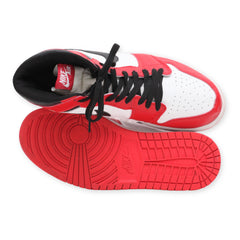 NIKE Air Jordan 1 Retro Chicago