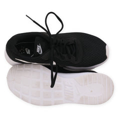 NIKE TANJUN