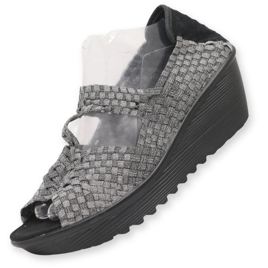 White mt. Women's Sandals