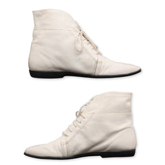 Topazio Women's LaceUp Boots