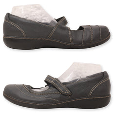 Clarks Women Shoes