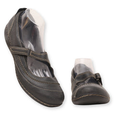 Clarks Women Shoes