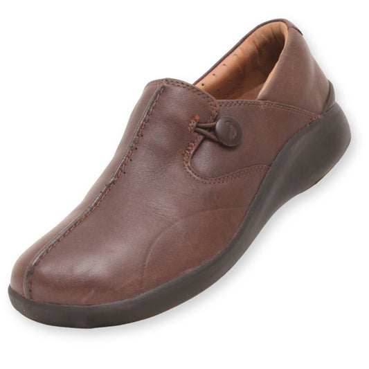Clarks Women's Un.Loop Walk Loafers