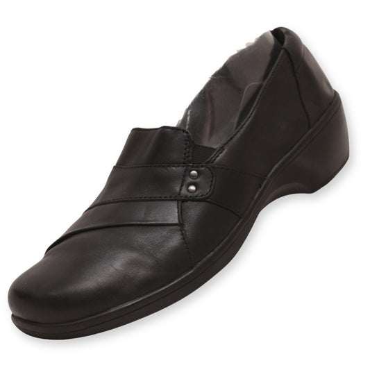 Clarks Women's May Marigold slip-on loafer