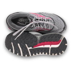 Brooks Women's Ariel "18 trainer shoes