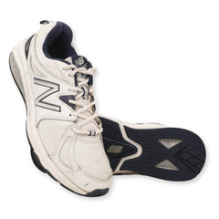 NEW BALANCE 857