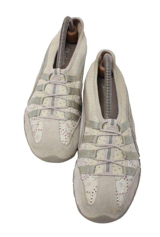 Comfortable Sneakers Shoes By “Skechers”