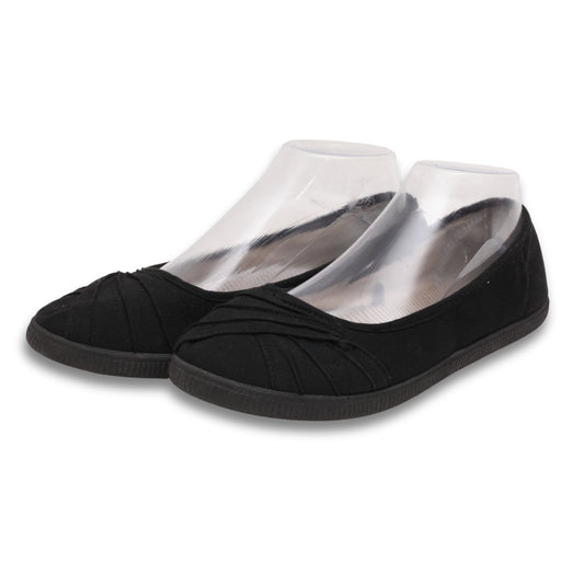 "Dirty Laundry" Comfortable Pumps