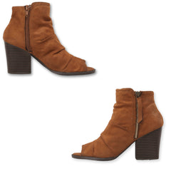 CELIA Classic Women's Boots
