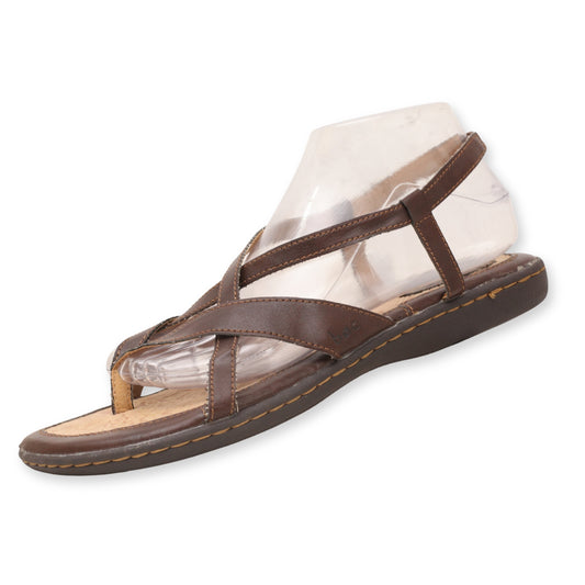 Born & Concept Strap Suede Sandals