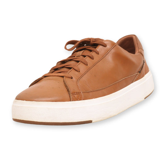 Kizik LaceUp Sneakers