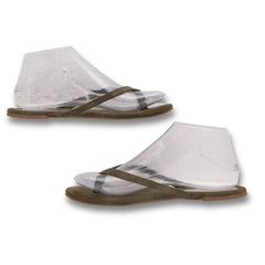"By Guess" Flip Flop Flats