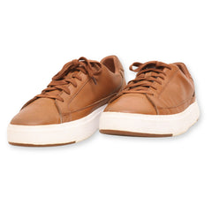 Kizik LaceUp Sneakers