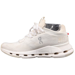 ON Cloudnova Sneakers