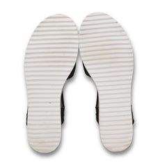 "Skecher" Strappy Flat Saldans