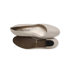 "Easy Street" Pumps Heels
