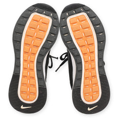 Nike Reposto NKE72