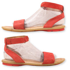 BORN Opentoe Strap Sandals