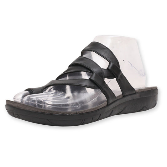 Baretraps Casual Flats