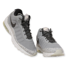 NIKE AIR MAX INVIGOR
