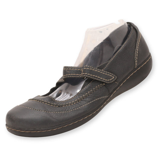 Clarks Women Shoes